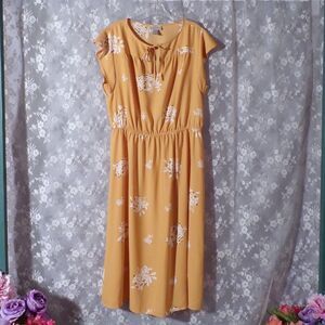 Loft Yellow Floral Dress Size Large Boho Casual Feminine Cottagecore Retro Style